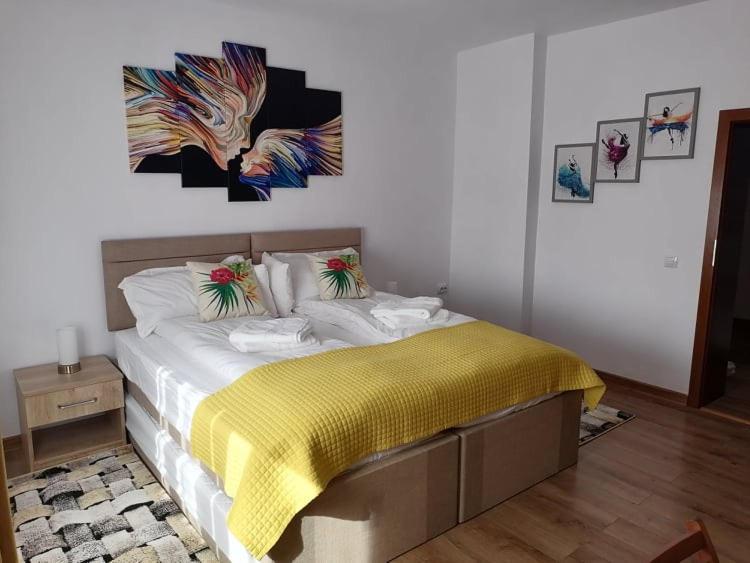 Happy House Hunedoara Exterior foto