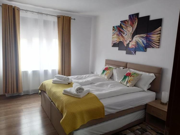 Happy House Hunedoara Exterior foto